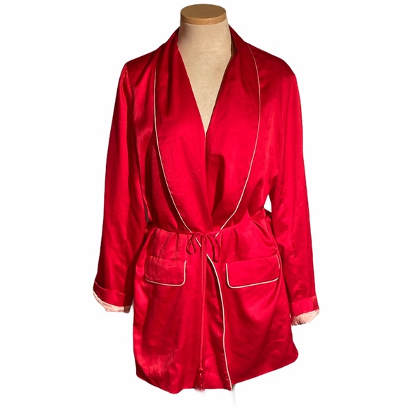 Victoria's Secret Silk Red Robe NWT Size L - Picture 1 of 8